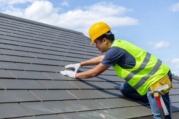 Best Flat Roof Repair Services  in Royal City, WA